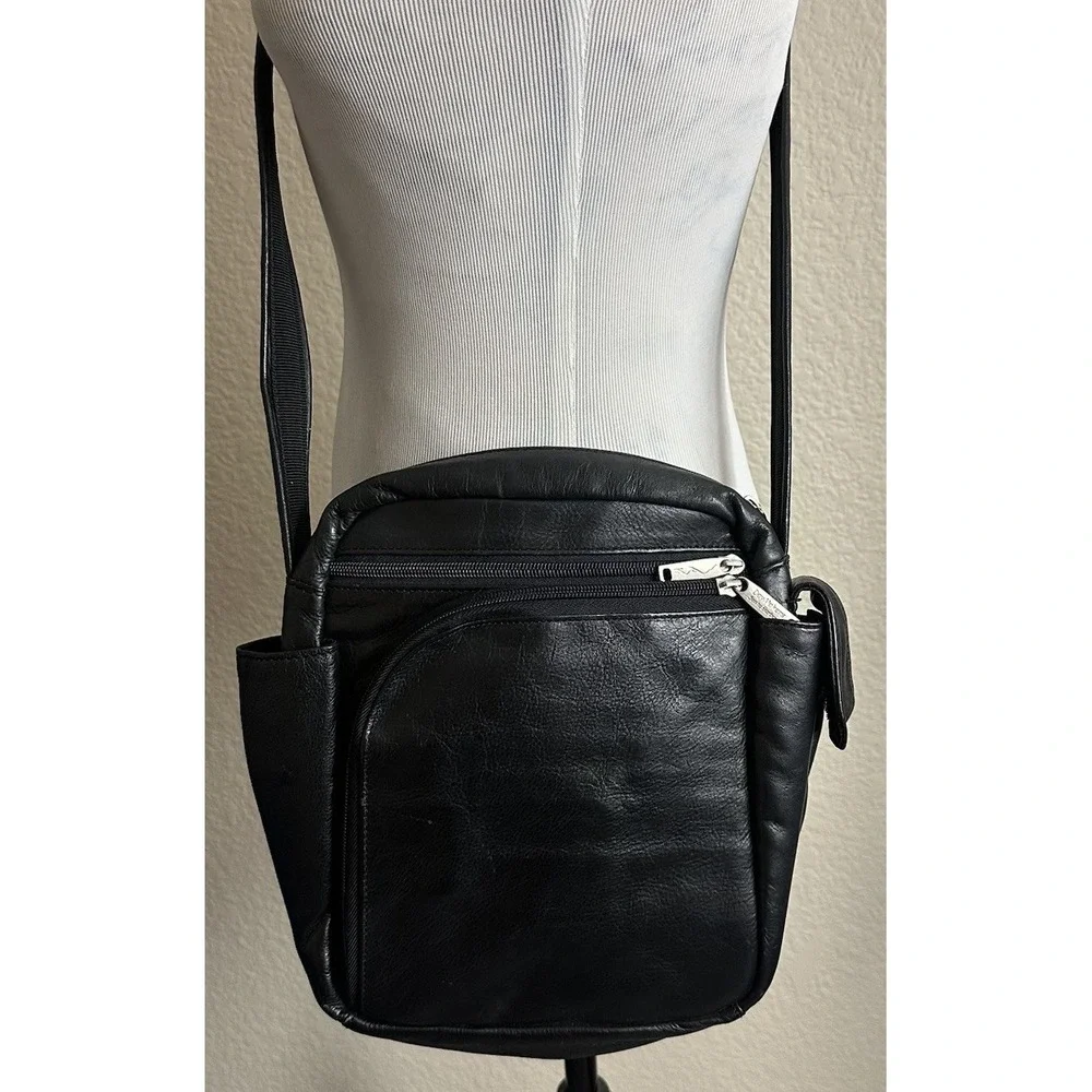 Day Makers Santa Barbara Crossbody Bag Black Leather Heavy Duty Anti Theft‎